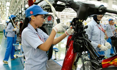 Bekasi Naikkan Upah Minimum Jadi Rp2,1 Juta